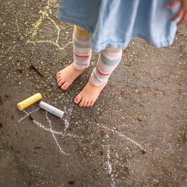 4X1A1195sidewalkchalk