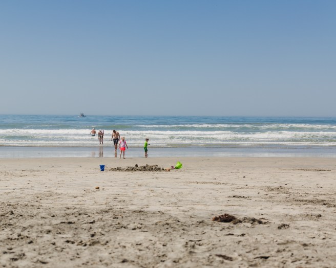 beachday04.184X1A2787